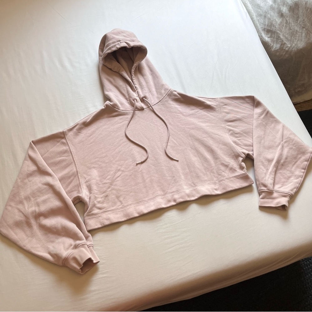 ALO YOGA light pink boxy terry cropped athletic hoodie long sleeve sweater